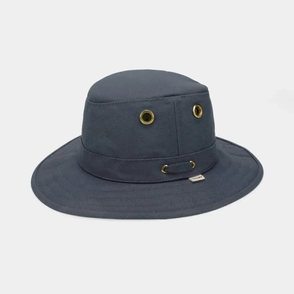 Tilley T5 Adventure Hat mens size medium (M)